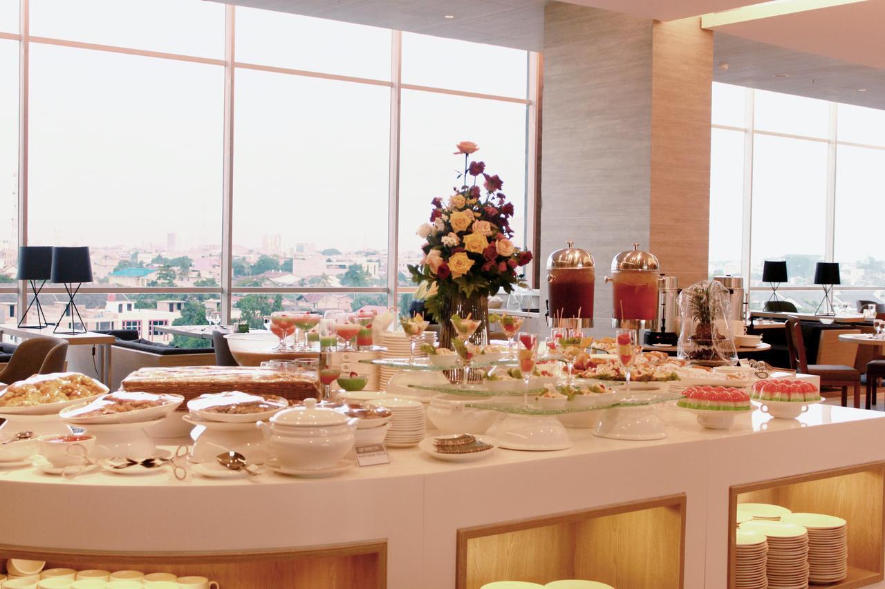 Fox Hotel Pekanbaru Dış mekan fotoğraf