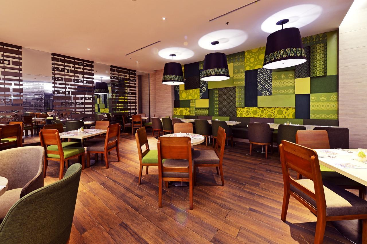 Fox Hotel Pekanbaru Dış mekan fotoğraf