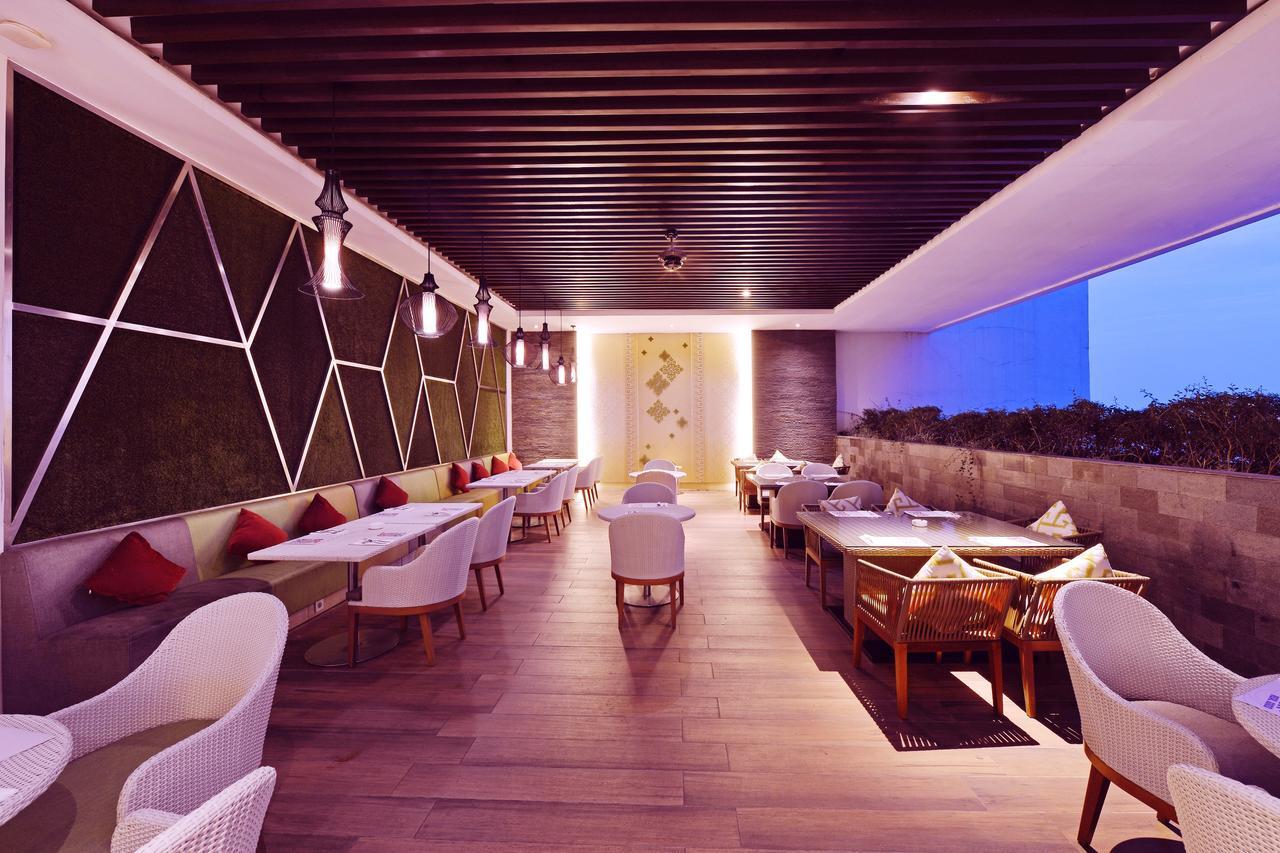 Fox Hotel Pekanbaru Dış mekan fotoğraf