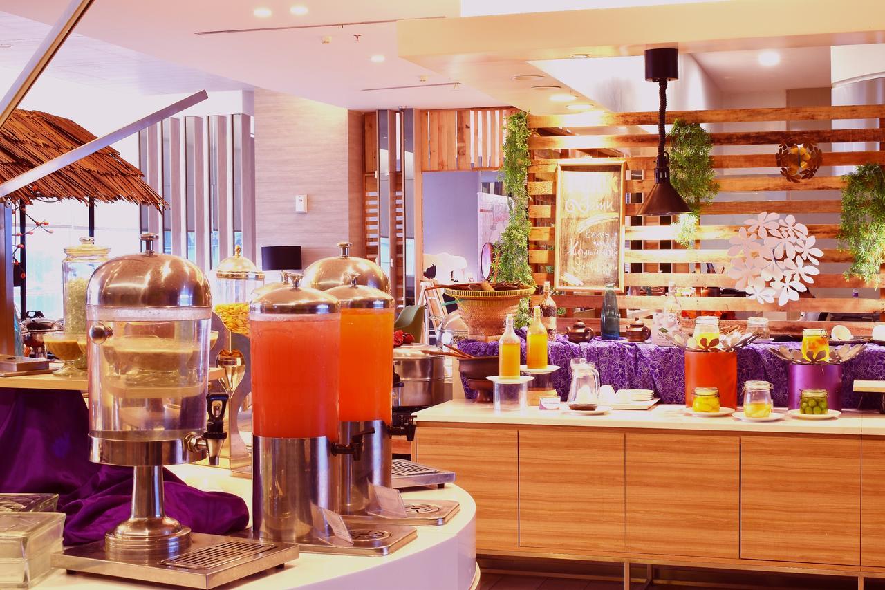 Fox Hotel Pekanbaru Dış mekan fotoğraf
